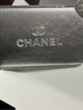 CHANEL GWP Silver Leather
Card Holder and Mirror